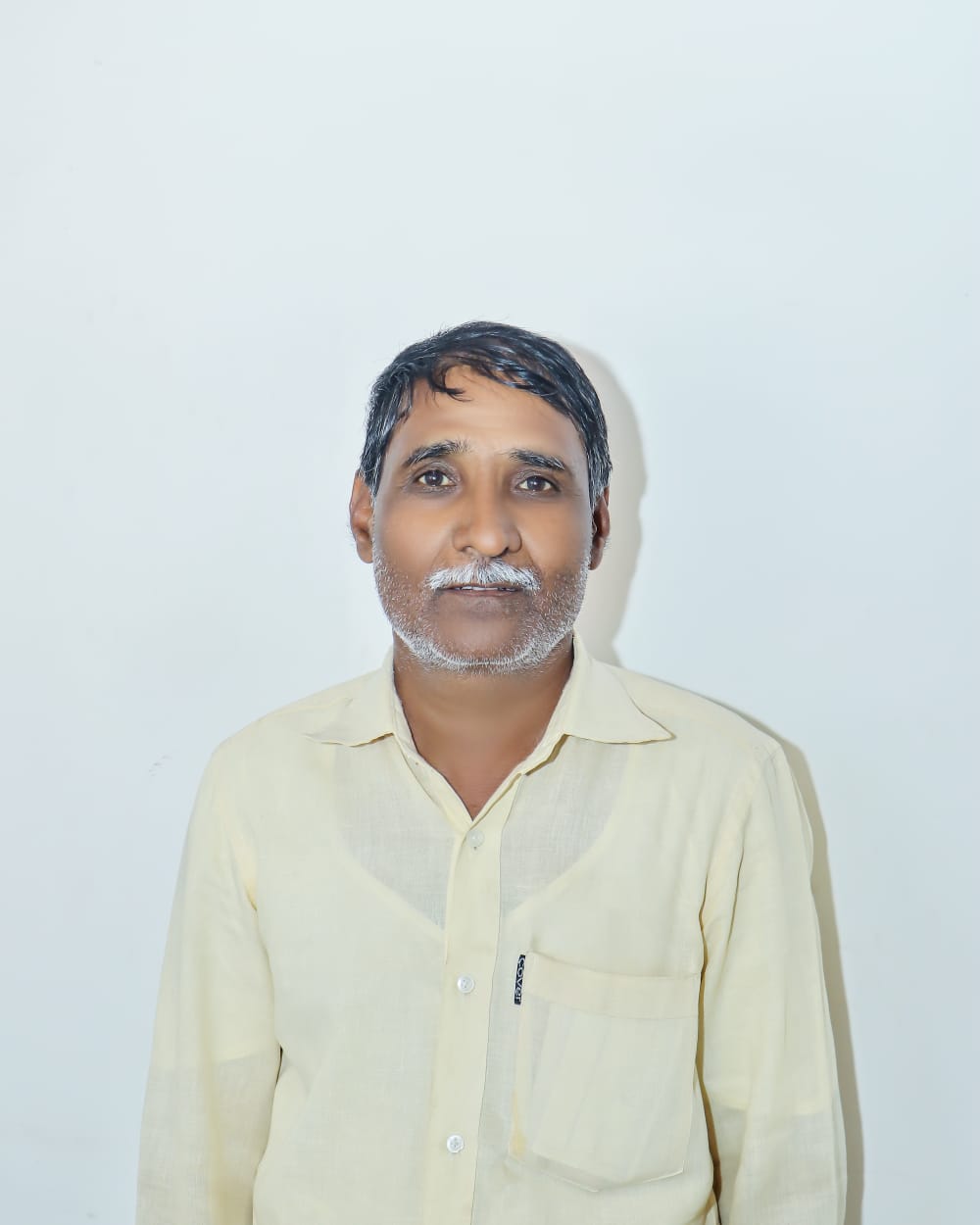 कर्मचारी